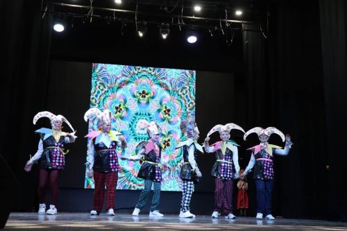 Район мәдәният йорты сәхнәсендә Лаеш районы мәктәп театрлары көч сынашты