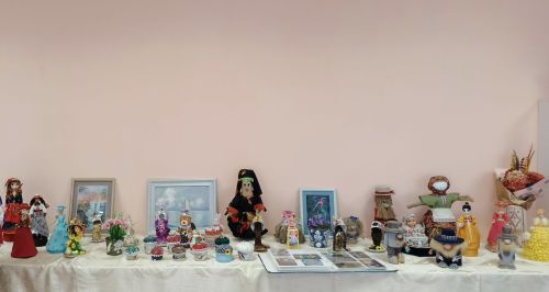 «Рукотворные чудеса» Валентины Тифоровой: в РДК открылась творческая выставка