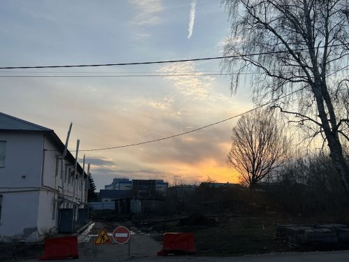 В Лаишево началось благоустройство дворовой территории