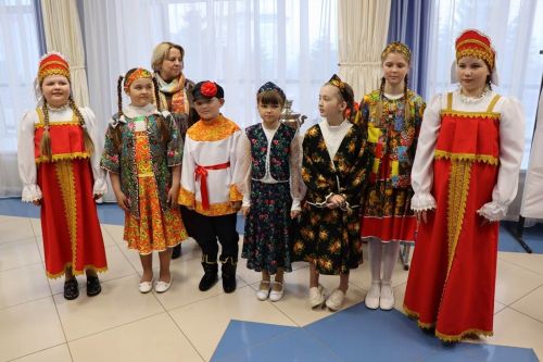 Район мәдәният йорты сәхнәсендә Лаеш районы мәктәп театрлары көч сынашты