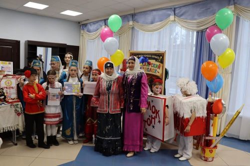 Район мәдәният йорты сәхнәсендә Лаеш районы мәктәп театрлары көч сынашты