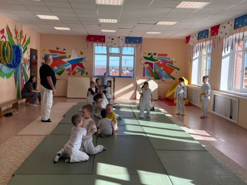 В детском саду «Ромашка» прошли соревнования «Семейное дзюдо»