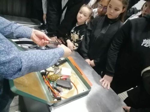 Габдулла Тукай исемендәге Халыкара аэропортка экскурсия: ачышлар һәм тәэсирләр көне