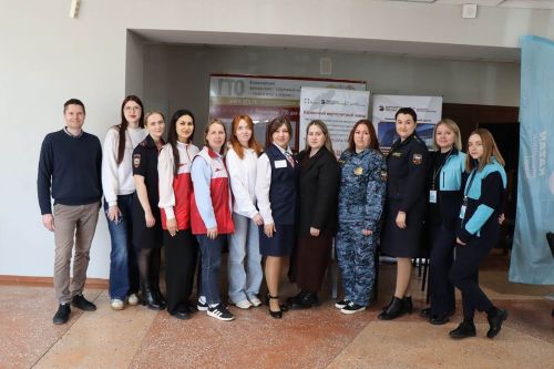 Лаеш техникумында Бөтенроссия буш эш урыннары ярминкәсе узды