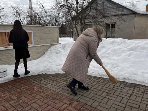 Участники «Движения Первых» Лаишевского района заботятся о подшефном памятнике