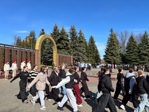 Будущие защитники: в Парке Победы началась подготовка к маршу.