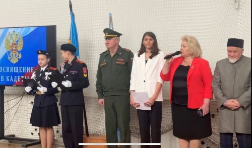 Торжественная присяга в строю кадетов