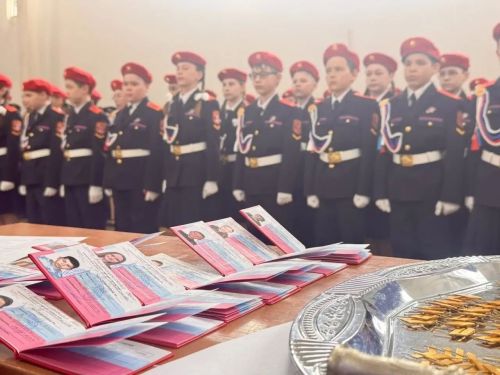 Торжественная присяга в строю кадетов