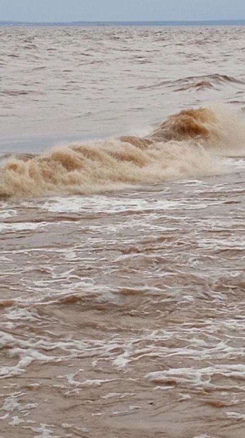 Неспокойно Камское море