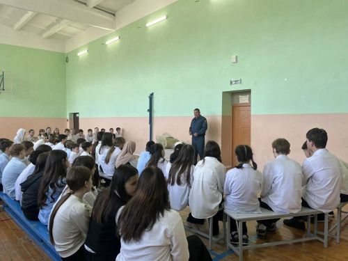 Учащиеся Лаишевского района соревновались в сборе боевого комплекта пожарного
