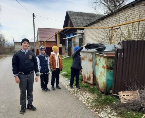 Лаишевцы принимают участие в акциях «Чистые леса» и «Чистый двор»
