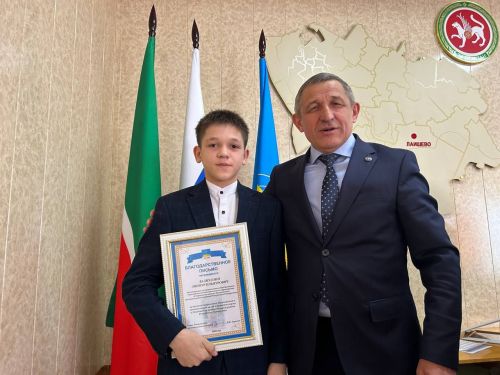 На «Деловом понедельнике» Глава Лаишевского района вручил награды выдающимся спортсменам