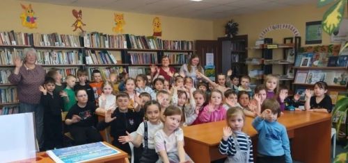 В дружбе народов — единство России: познавательный час в Сокуровской библиотеке