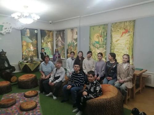 Школьники Лаишевского района побывали в гостях у Тукая