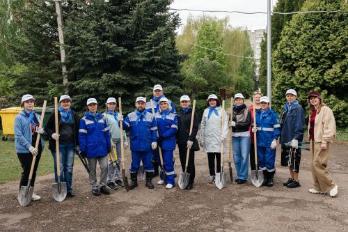 Волонтеры «Транснефть — Прикамье» благоустроили территорию экоцентра