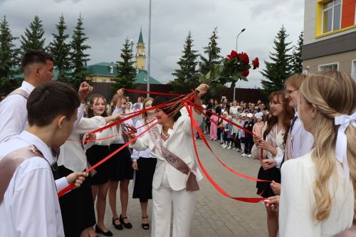 В школах Лаишевского района звенит Последний звонок