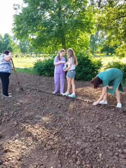 Агротехнологический класс: успешный учебный год в школе посёлка имени 25 Октября
