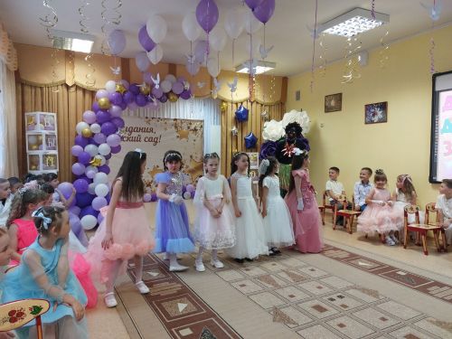 Выпускной в детском саду «Счастливый малыш»