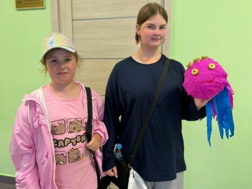 Пришкольный лагерь «Солнышко» открыл двери для детей: старт творческой смены