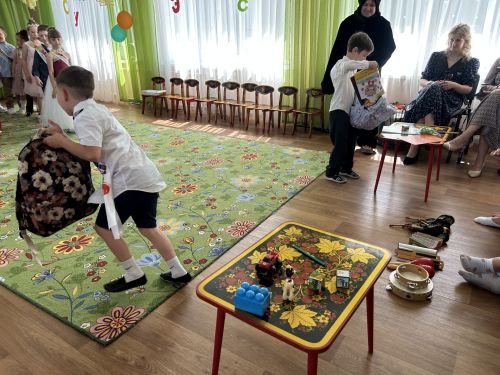 Выпускной в детском саду «Берёзка»: дошколята делают первый шаг во взрослую жизнь
