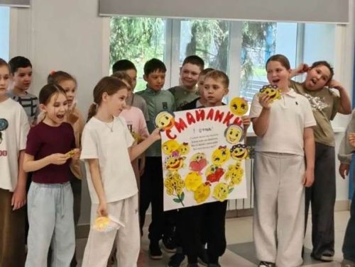 Җәйнең иң якты башлангычы: Комлы Ковал мәктәбендә лагерь сменасы зур тантана белән ачылды!