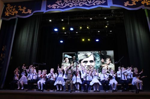 Гала-концерт «Салют Победы» собрал творческие коллективы Лаишевского района