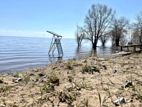 Гроза и усиление ветра: штормовое предупреждение в Татарстане