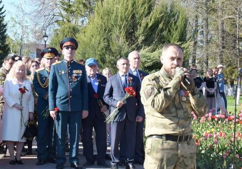 Лаешта тантаналы рәвештә МХО геройларына һәйкәл ачылды