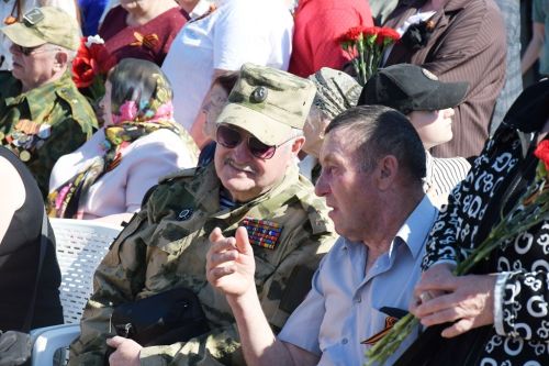 На памятнике героям спецоперации в Лаишево 195 имен