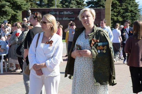 На памятнике героям спецоперации в Лаишево 195 имен