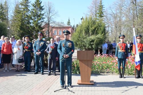 На памятнике героям спецоперации в Лаишево 195 имен