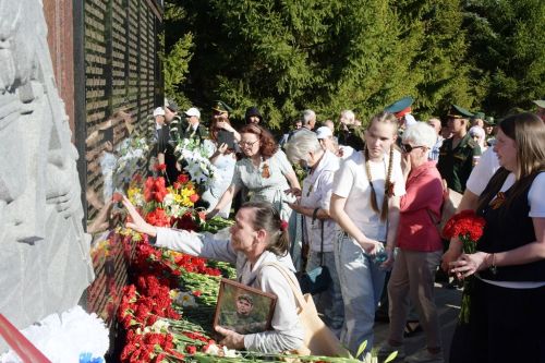 Минутой тишины почтили память героев-земляков