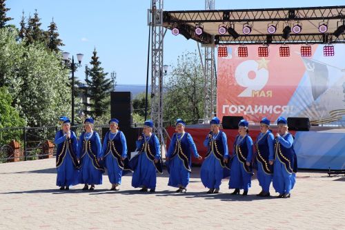 На лаишевской Соборной площади прошел праздничный концерт ко Дню Победы