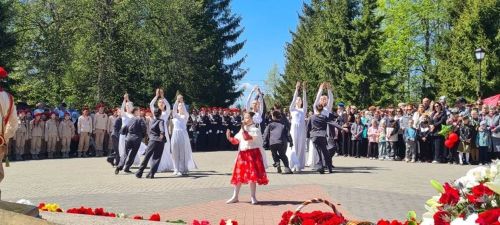 Лаешлылар Бөек Ватан сугышында һәлак булганнарны хөрмәтләп искә алдылар.