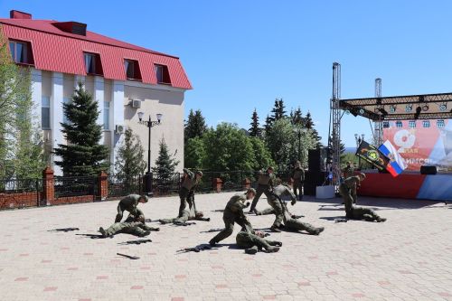 На лаишевской Соборной площади прошел праздничный концерт ко Дню Победы