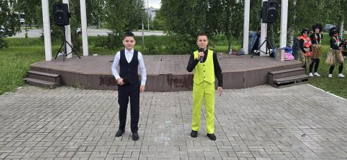 Лаеш районында Балаларны саклау көнен билгеләп үтәләр