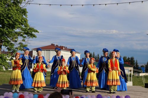 Лаишевцы встретили лето концертом ко Дню защиты детей