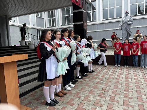 Лаишевские выпускники прощаются со школой