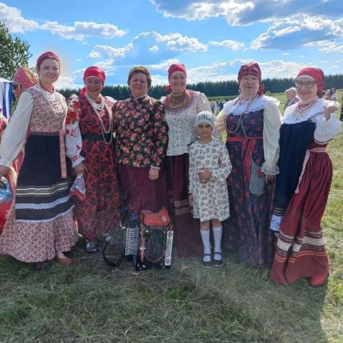 Гармонистка из Лаишевского района выступила на русском народном празднике «Петровское заговенье»