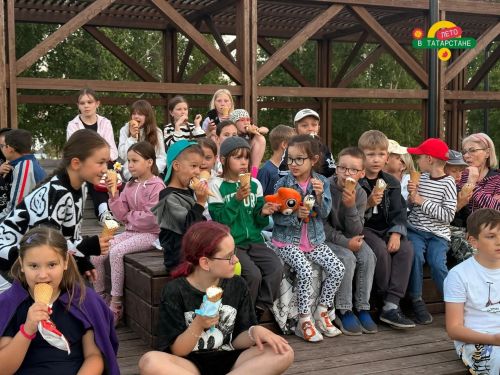 Кино для всех: как в Лаишево фильмы объединяют детей и помогают лету стать ярче