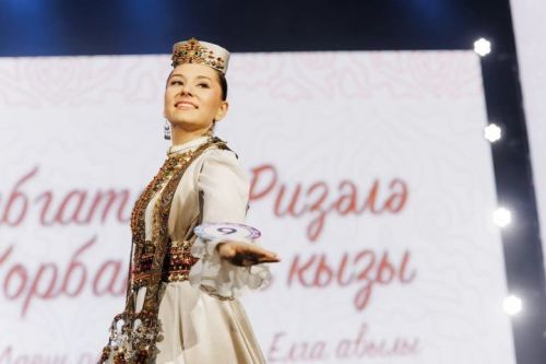 «Татар кызы»: Кече Елгадан Ризәлә Сибгатова иң максатчан кыз дип табылды