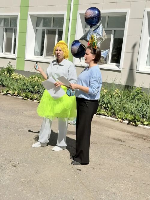Пришкольный лагерь Песчано-Ковалинской школы: незабываемый первый праздник лета