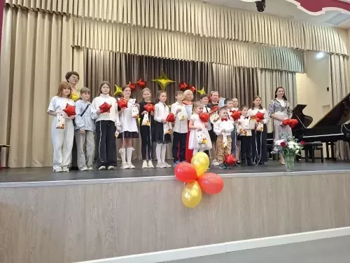 Музыка, объединяющая поколения: в Лаишево состоялся концерт «Учитель — ученик»