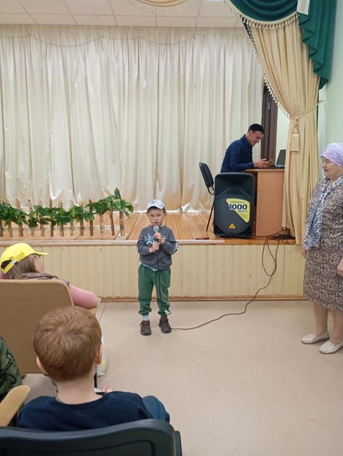 Балачак бәйрәме: Татар Сараланында уен-көлке һәм балалар сабантуе