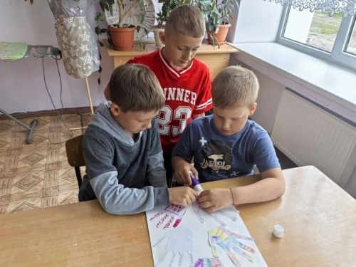 Танцы, музыка и дружба: как отдыхают дети в пришкольных лагерях Лаишевского района
