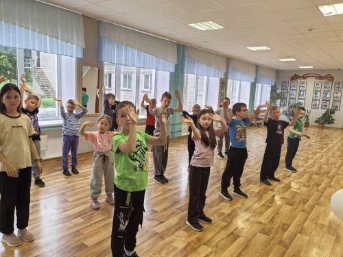 Танцы, музыка и дружба: как отдыхают дети в пришкольных лагерях Лаишевского района