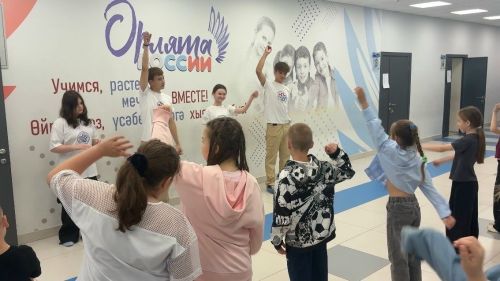 Флешмоб «Будь здоровым! Танцуй!» в пришкольном лагере «Радуга»