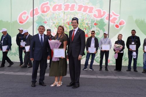 Глава Лаишевского района вручил награды лучшим работникам сельского хозяйства