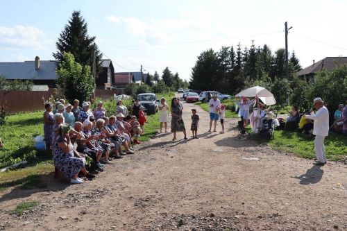 Караеш авылы халкы престол бәйрәмен билгеләп үтте