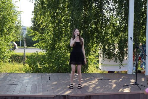 Усад авылы халкы престол бәйрәмен билгеләп үтте